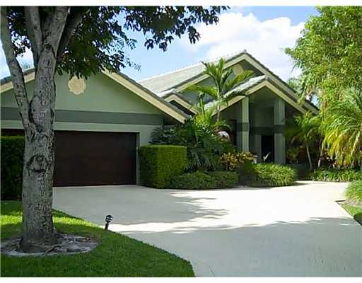 7372 Mahogany Bend Court Boca Raton, FL 33434 - Photo 1 of 16 Primary Photo
