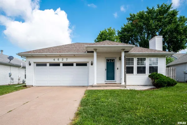 $165,000 | 4627 West Andover Drive, Peoria, IL 61615