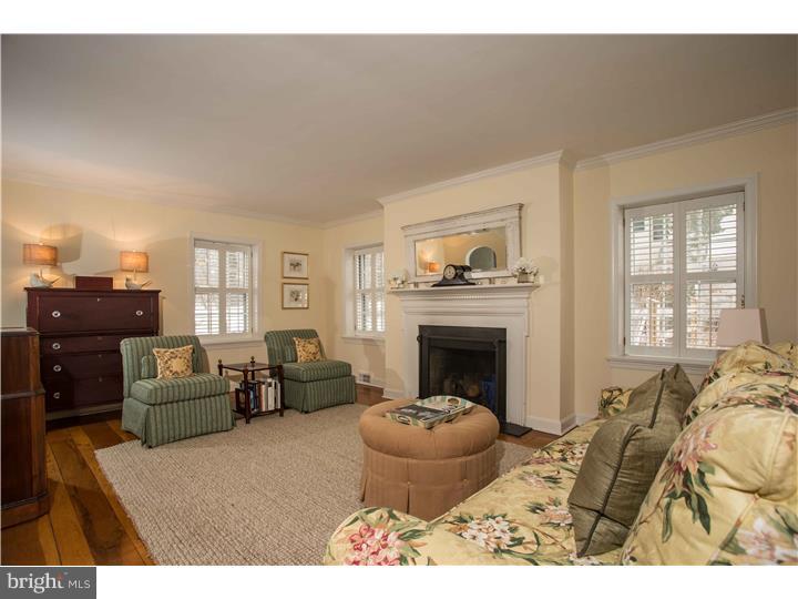 45 Briar Road Wayne, PA 19087 - Photo 3 of 18 Living Room