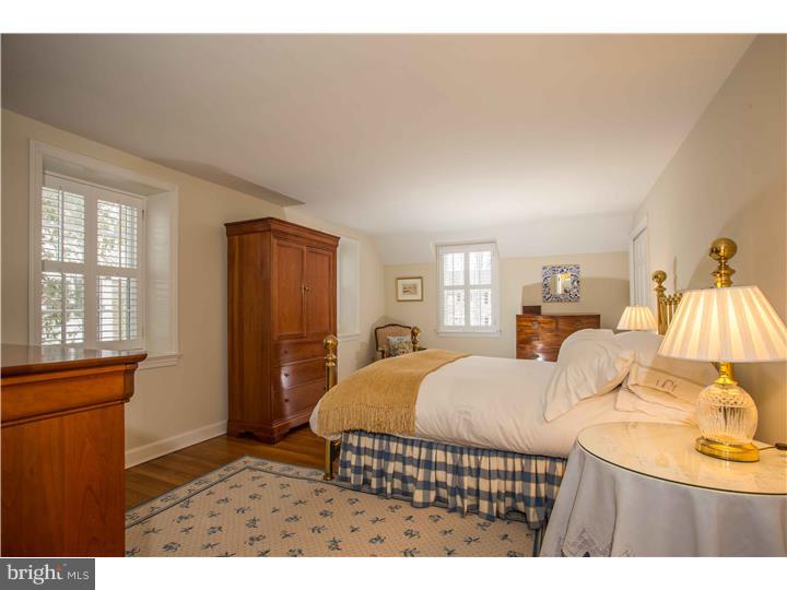 45 Briar Road Wayne, PA 19087 - Photo 10 of 18 Master Bedroom