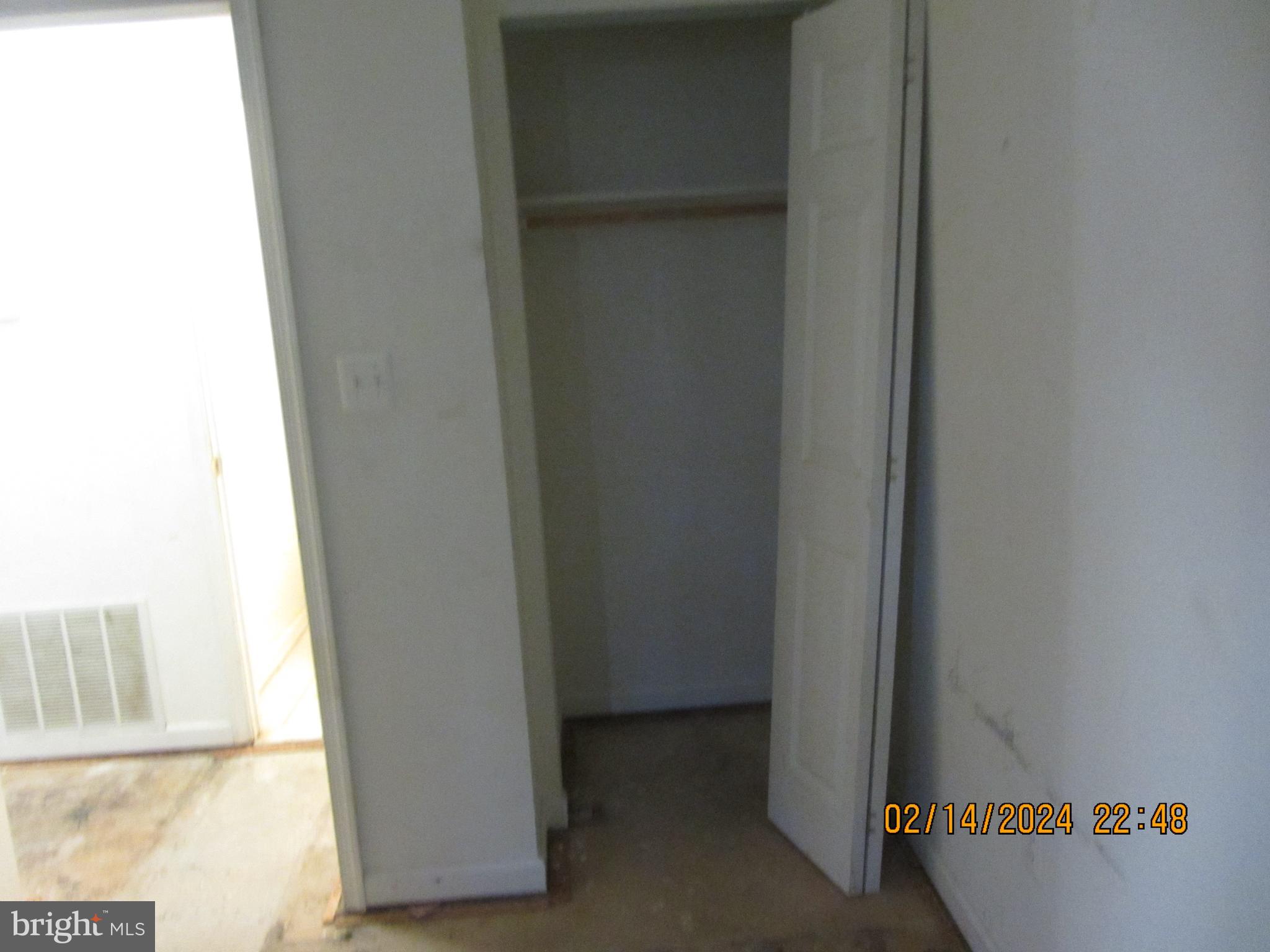 7801 Greenleaf Road Hyattsville, MD 20785 - Photo 32 of 51 a view of an empty room