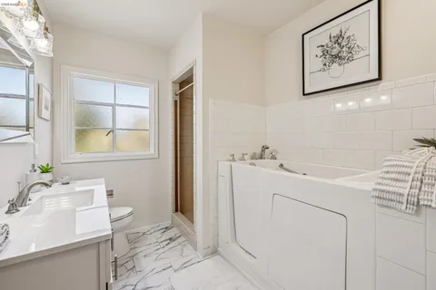 $739,000 | 2380 Leimert Boulevard, Oakland, CA 94602