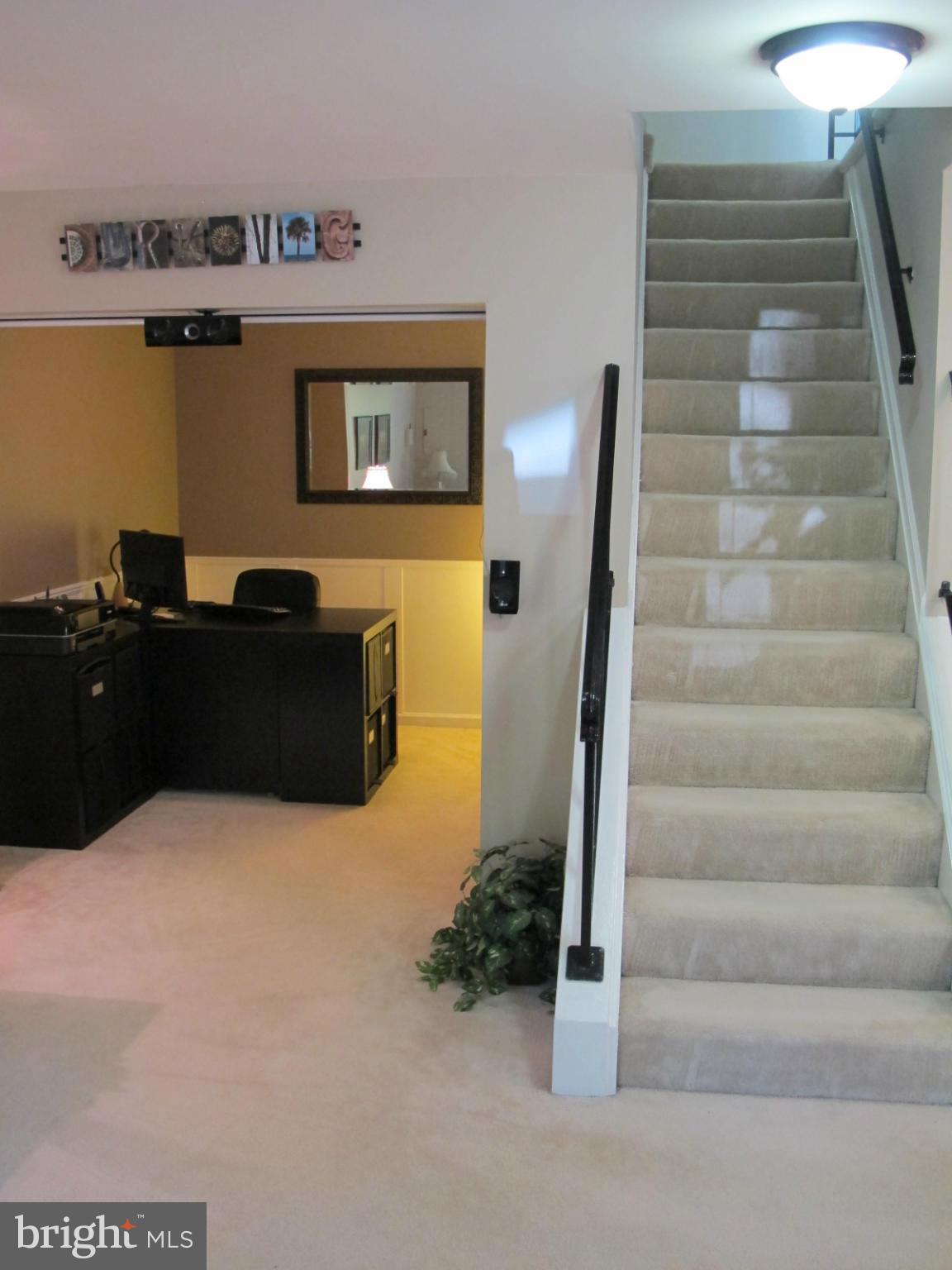 6002 Rabbit Hill Court Centreville, VA 20121 - Photo 19 of 29