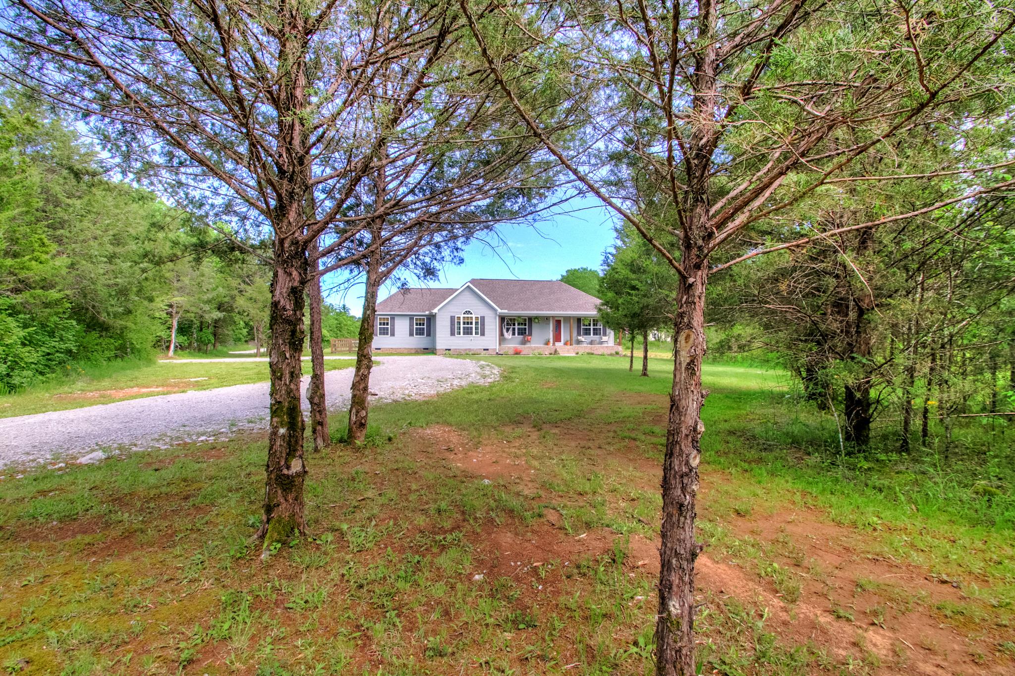 4531 Smiley Road Chapel Hill, TN 37034 - Photo 3 of 30 Gallery Image 3