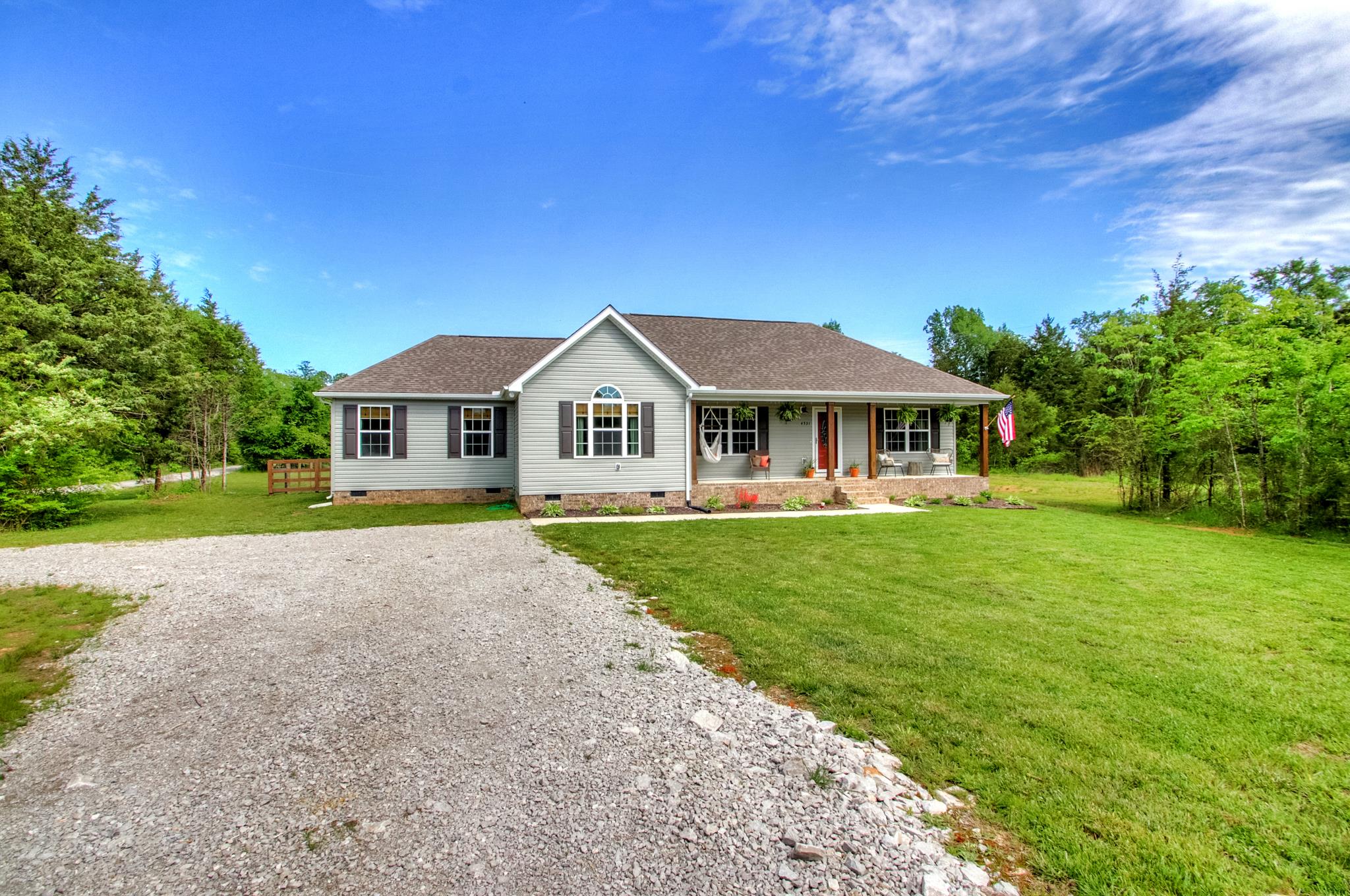 4531 Smiley Road Chapel Hill, TN 37034 - Photo 4 of 30 Gallery Image 4