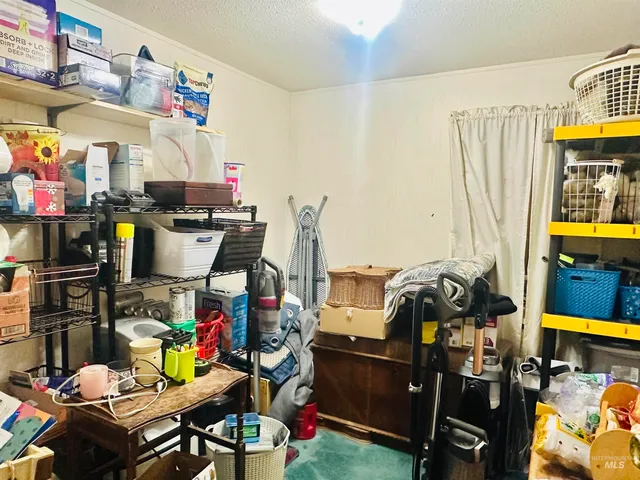 $370,000 | 550 South Worthington Avenue, Oakley, ID 83346