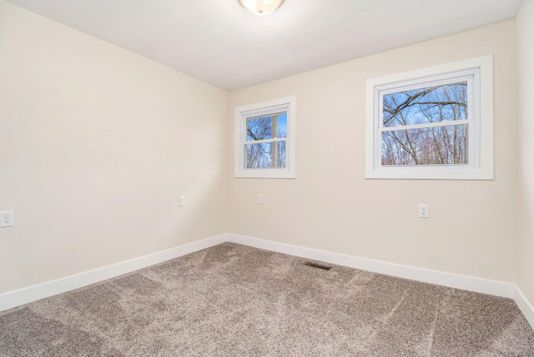602 Marsh Road Plainwell, MI 49080 - Photo 15 of 29 DSCF9770
