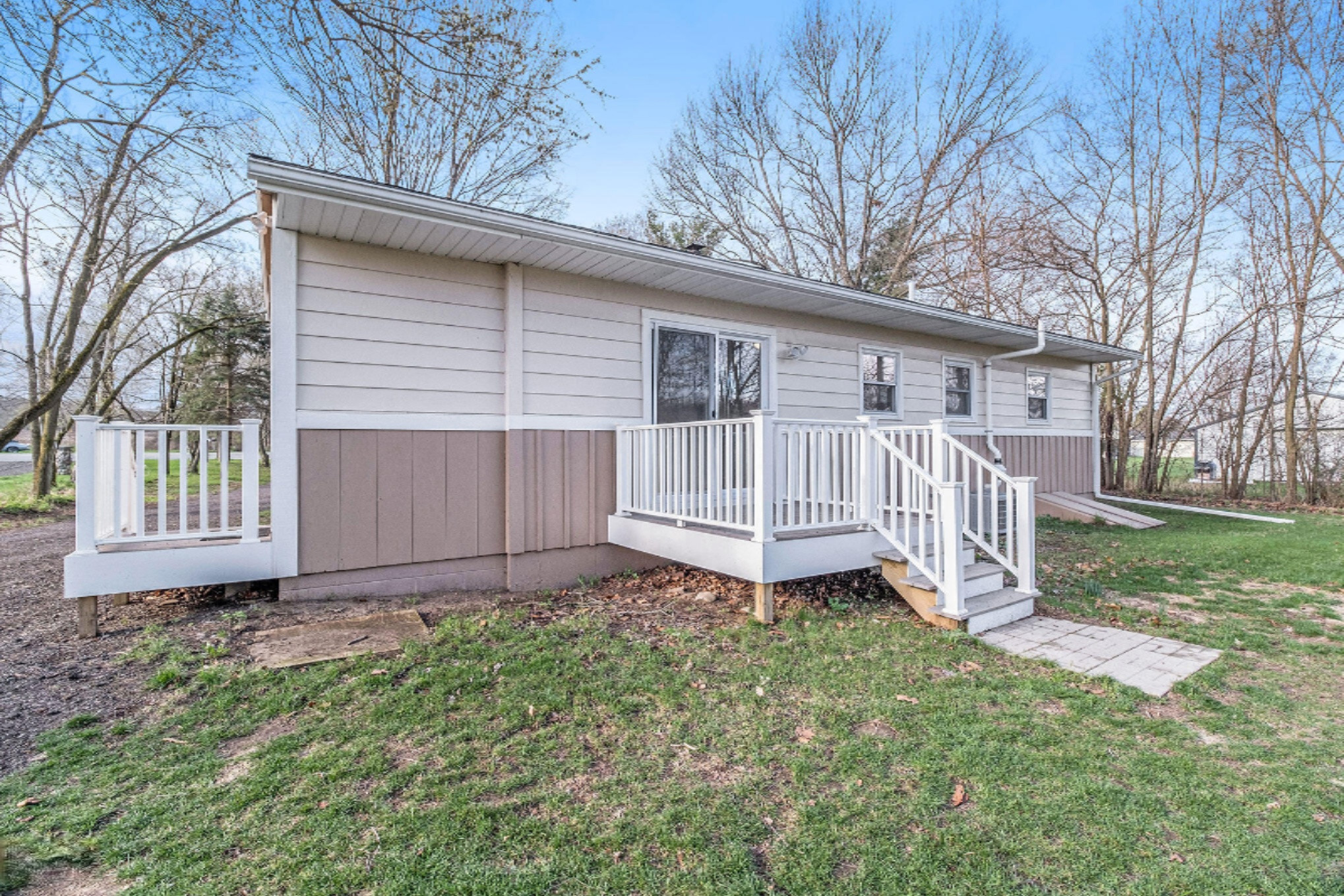 602 Marsh Road Plainwell, MI 49080 - Photo 29 of 29 DSCF9740