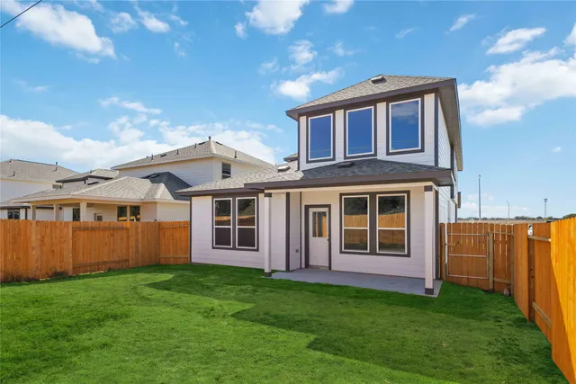 $340,003 | 430 Tejas Village Parkway, Beasley, TX 77417