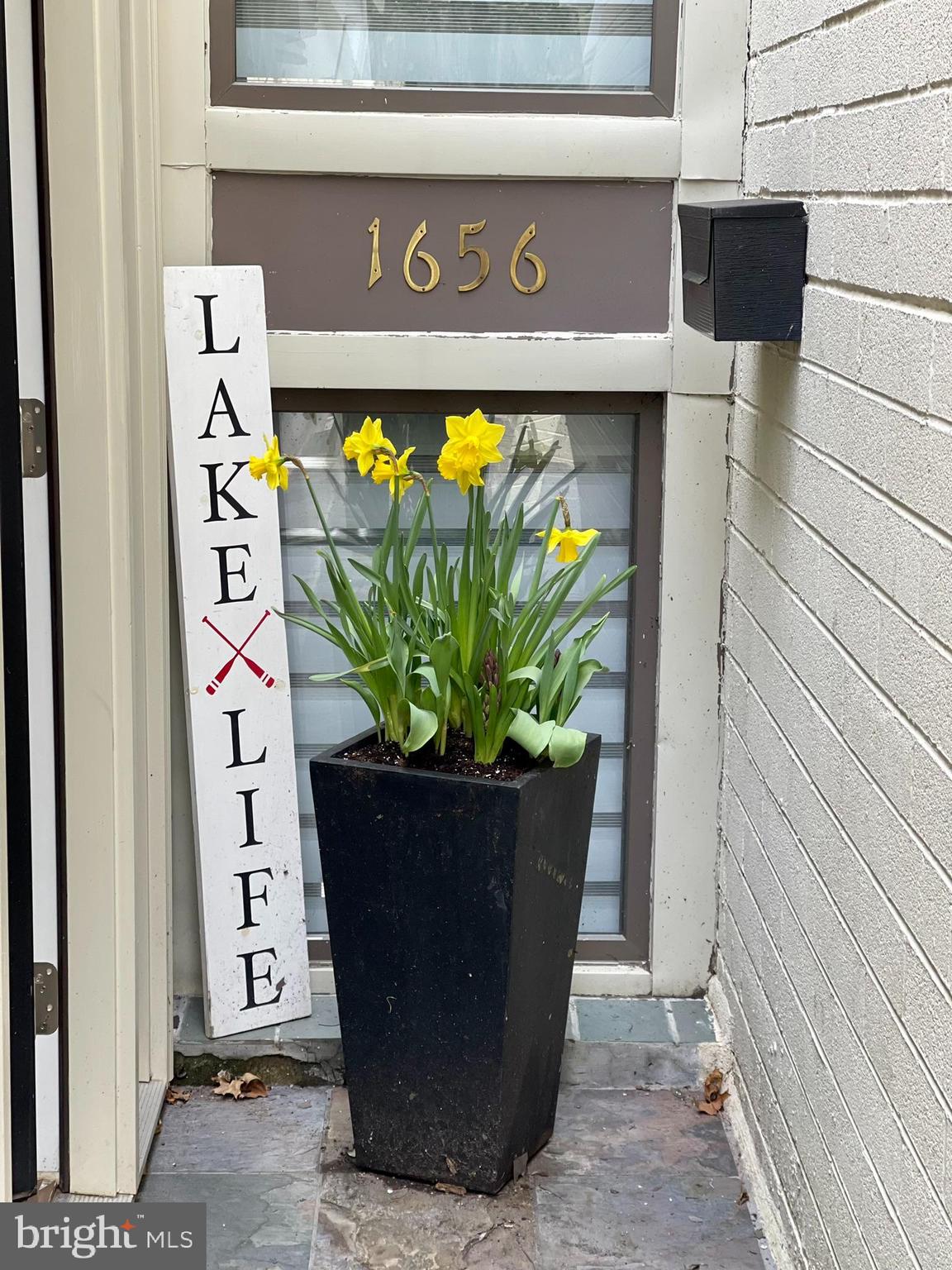 1656 Waters Edge Lane Reston, VA 20190 - Photo 1 of 83 Welcome to Casa del lago