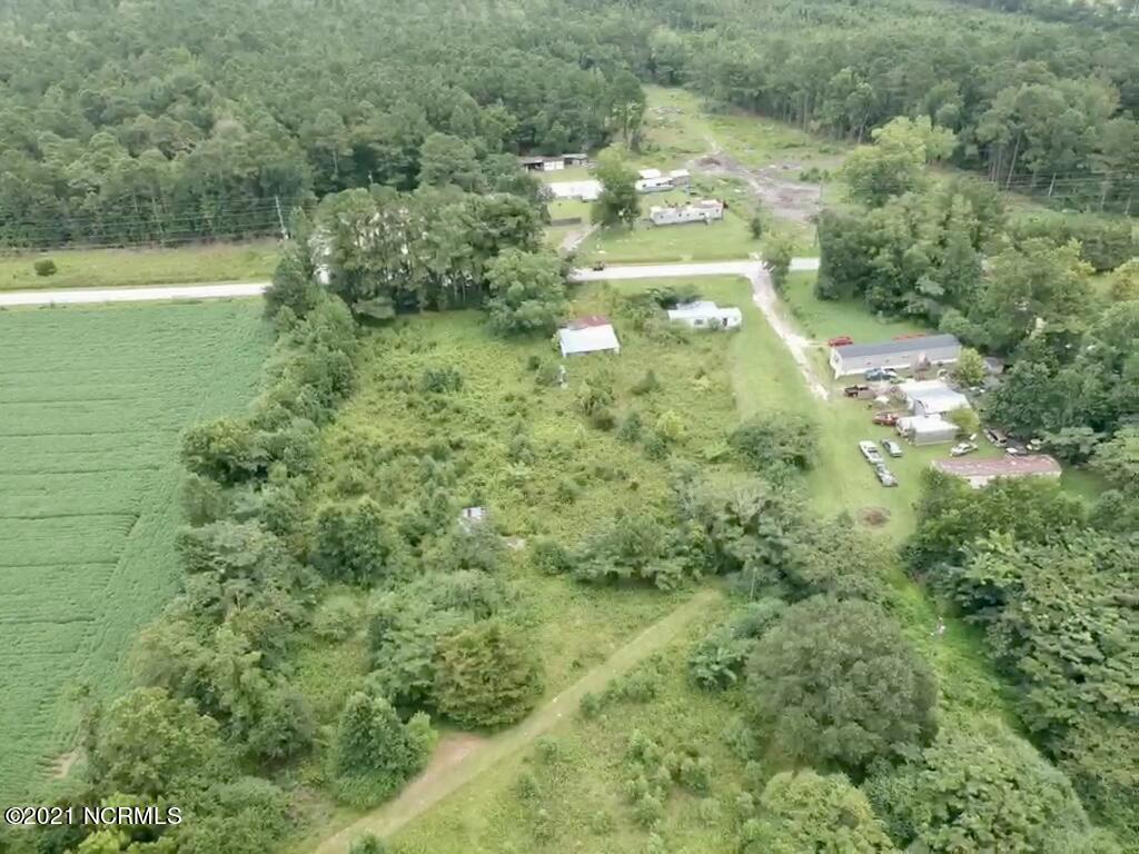 1240 Haw Branch Road Beulaville, NC 28518 - Photo 11 of 22 20210825_203308674_iOS