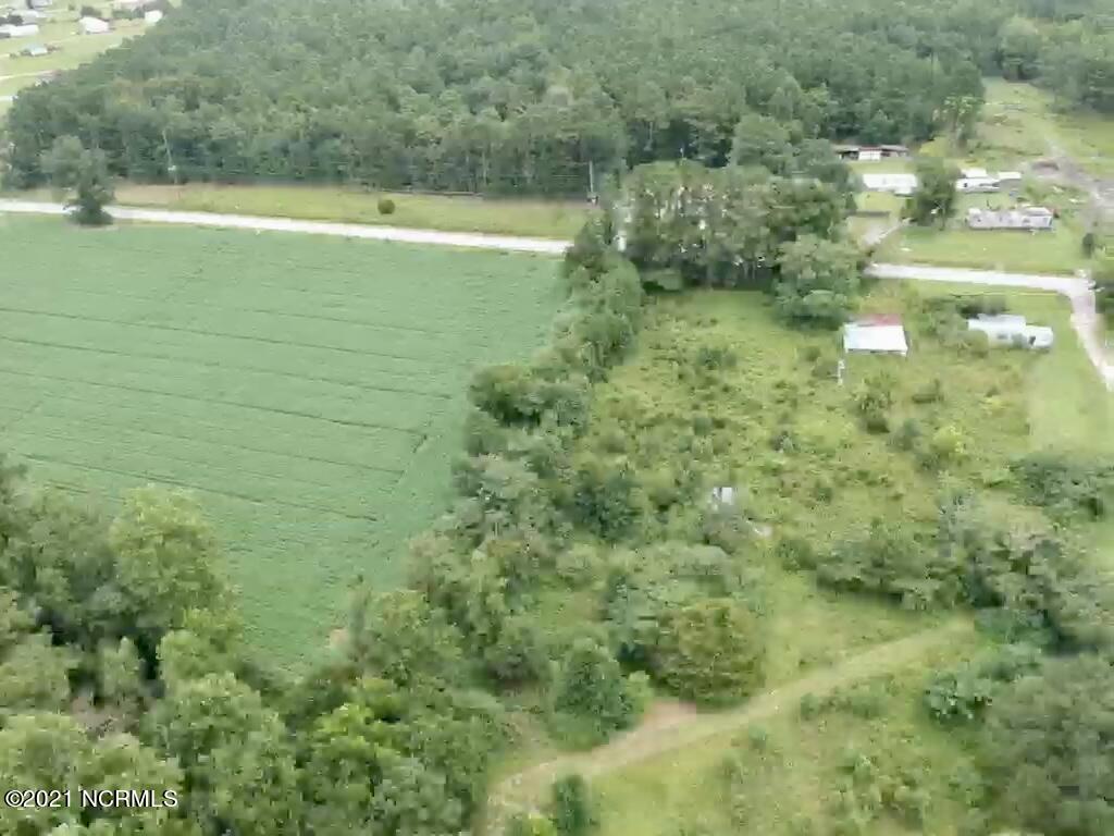 1240 Haw Branch Road Beulaville, NC 28518 - Photo 12 of 22 20210825_203314327_iOS
