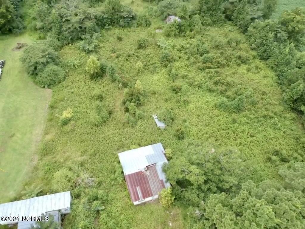 1240 Haw Branch Road Beulaville, NC 28518 - Photo 7 of 22 20210825_203223841_iOS
