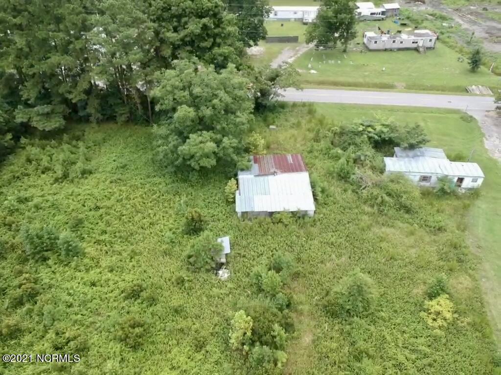 1240 Haw Branch Road Beulaville, NC 28518 - Photo 8 of 22 20210825_203448539_iOS