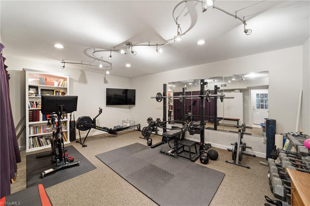 3326 Grandview Club Road Pfafftown, NC 27040 - Photo 29 of 37