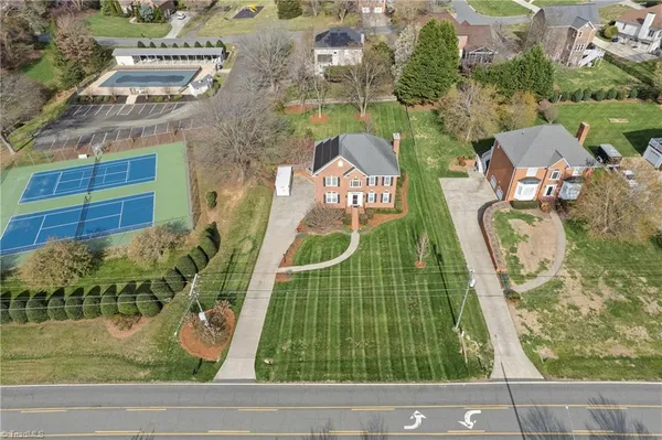 $477,000 | 3326 Grandview Club Road, Pfafftown, NC 27040