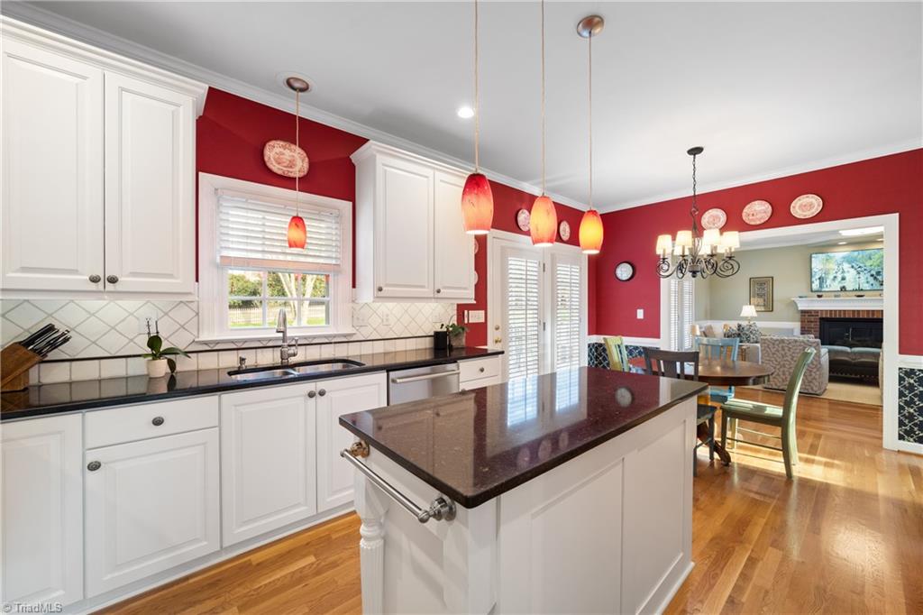 3326 Grandview Club Road Pfafftown, NC 27040 - Photo 7 of 37