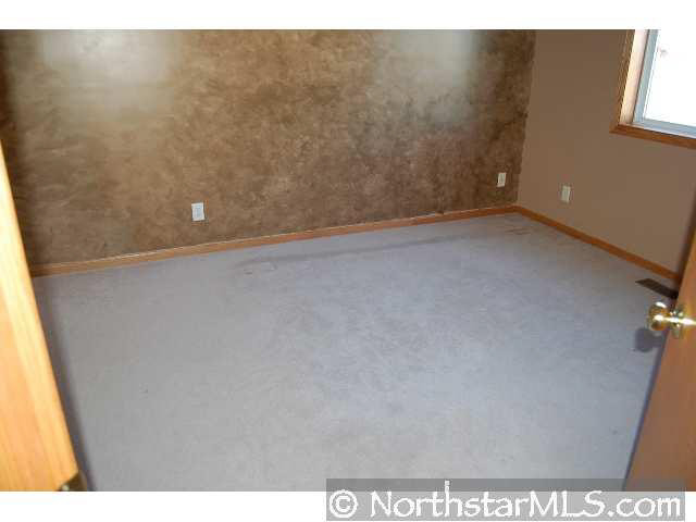 102 North Meadow Lane Roberts, WI 54023 - Photo 9 of 10