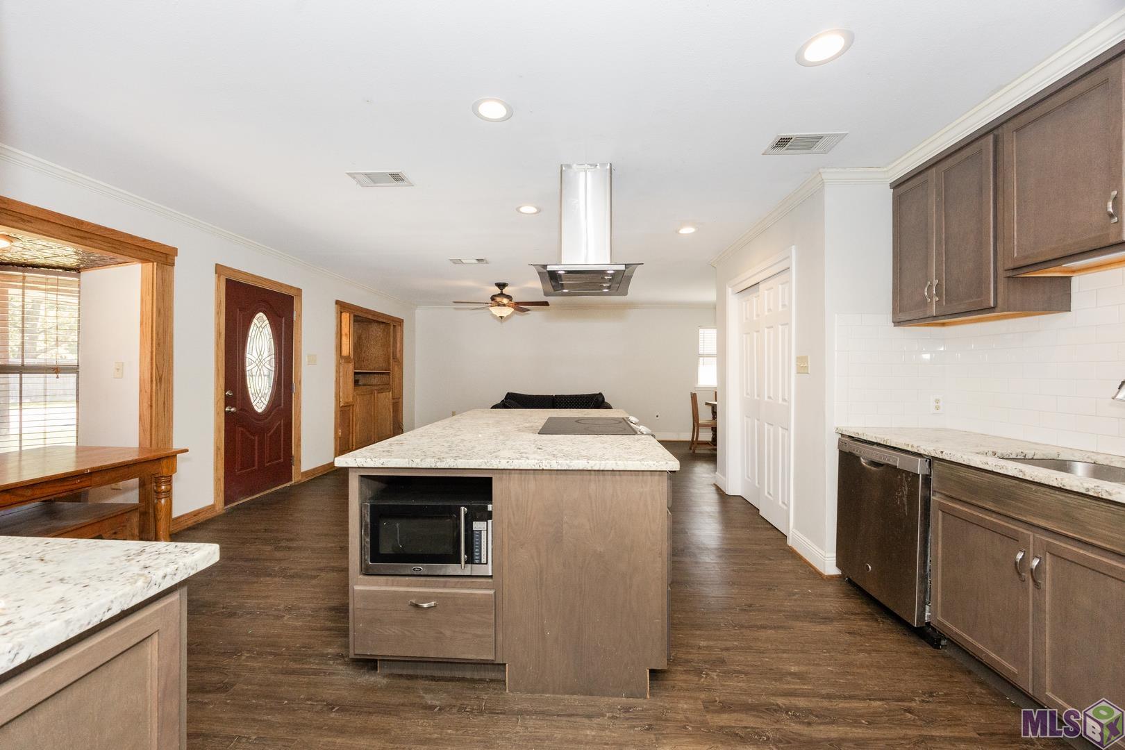 1010 Boreas Drive Baton Rouge, LA 70816 - Photo 9 of 39