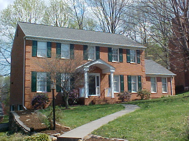 133 Jonathan Road Roanoke, VA 24019 - Photo 2 of 39 Front