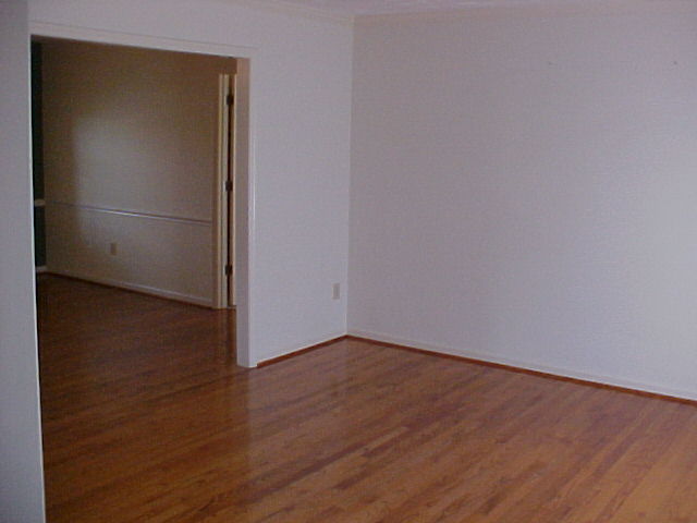 133 Jonathan Road Roanoke, VA 24019 - Photo 21 of 39 Den