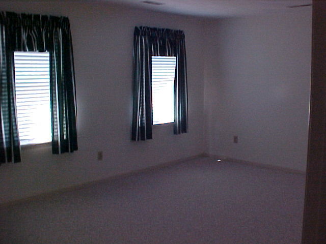 133 Jonathan Road Roanoke, VA 24019 - Photo 28 of 39 Bedroom 3