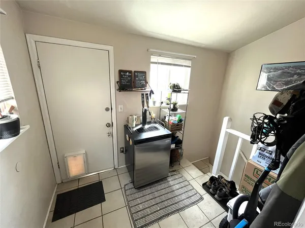 $2,300 | 2442 Gilpin Street, Denver, CO 80205