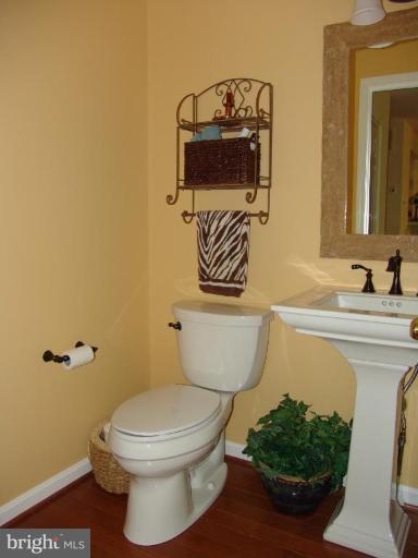 5037 Columbia Road, Unit 4 Columbia, MD 21044 - Photo 18 of 21 Main Level Powder Room