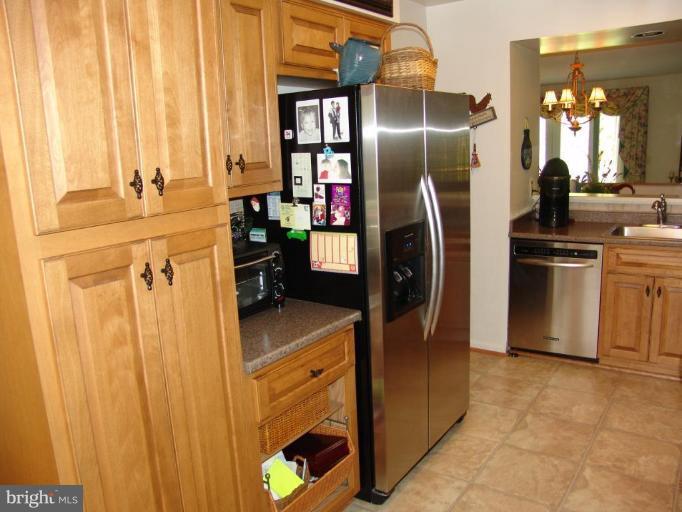 5037 Columbia Road, Unit 4 Columbia, MD 21044 - Photo 4 of 21 Kitchen #2