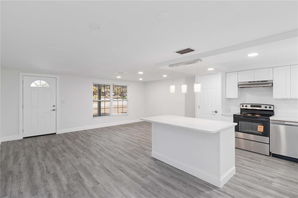 8026 Hunters Whip Row Hudson, FL 34667 - Photo 8 of 31