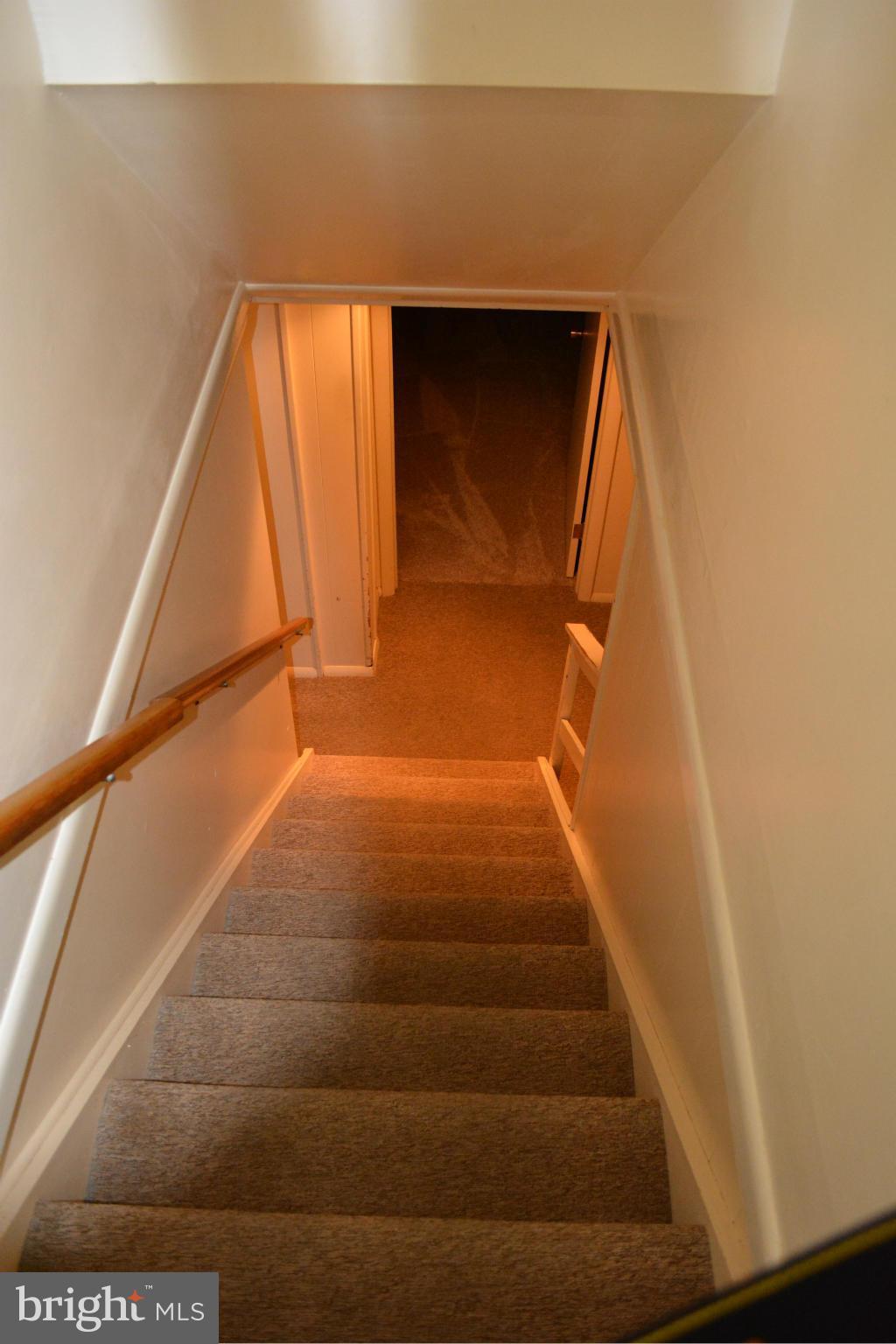3709 Parkfield Road Baltimore, MD 21244 - Photo 16 of 23 a view of entryway