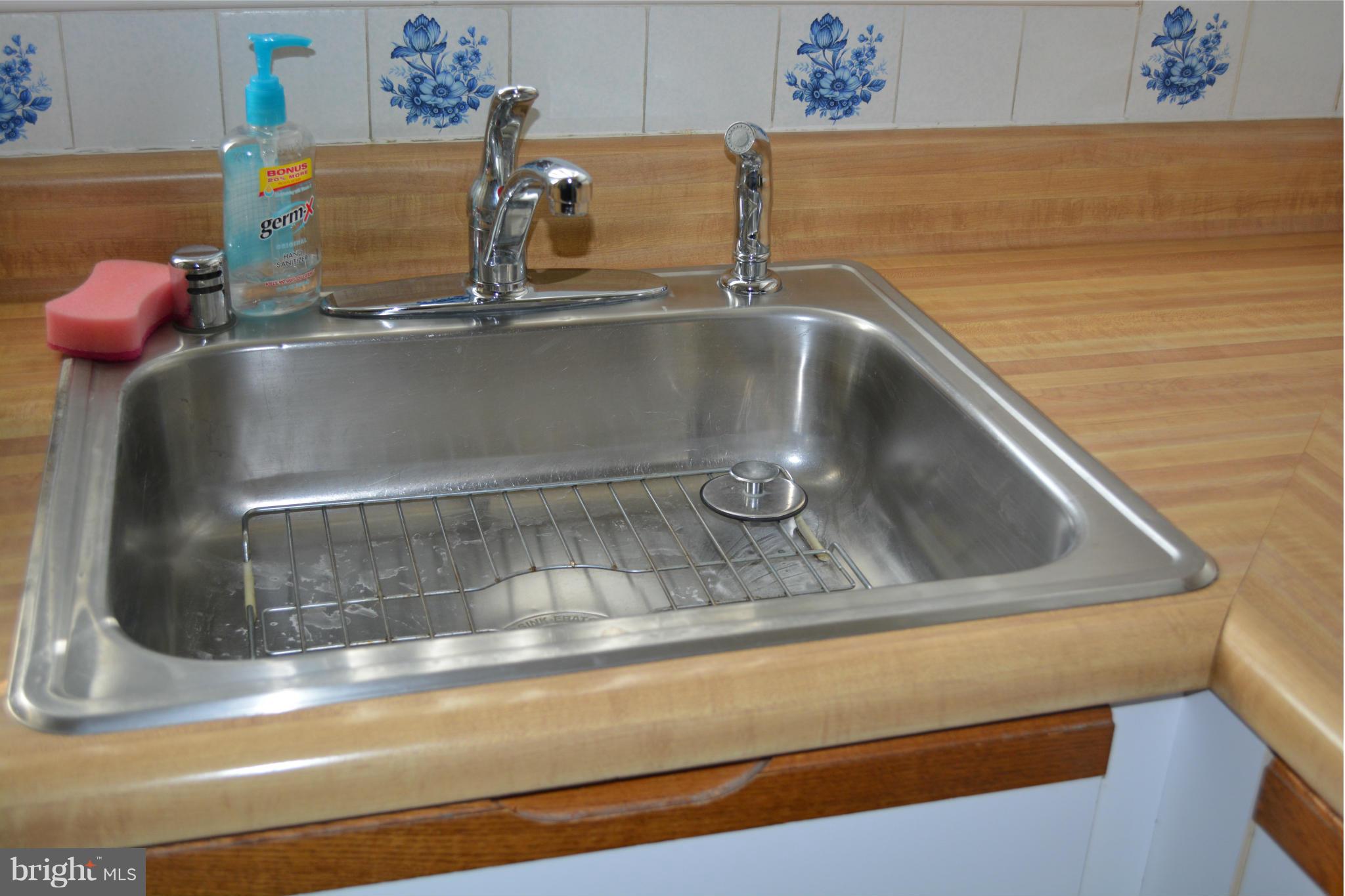 3709 Parkfield Road Baltimore, MD 21244 - Photo 6 of 23 a close view of sink