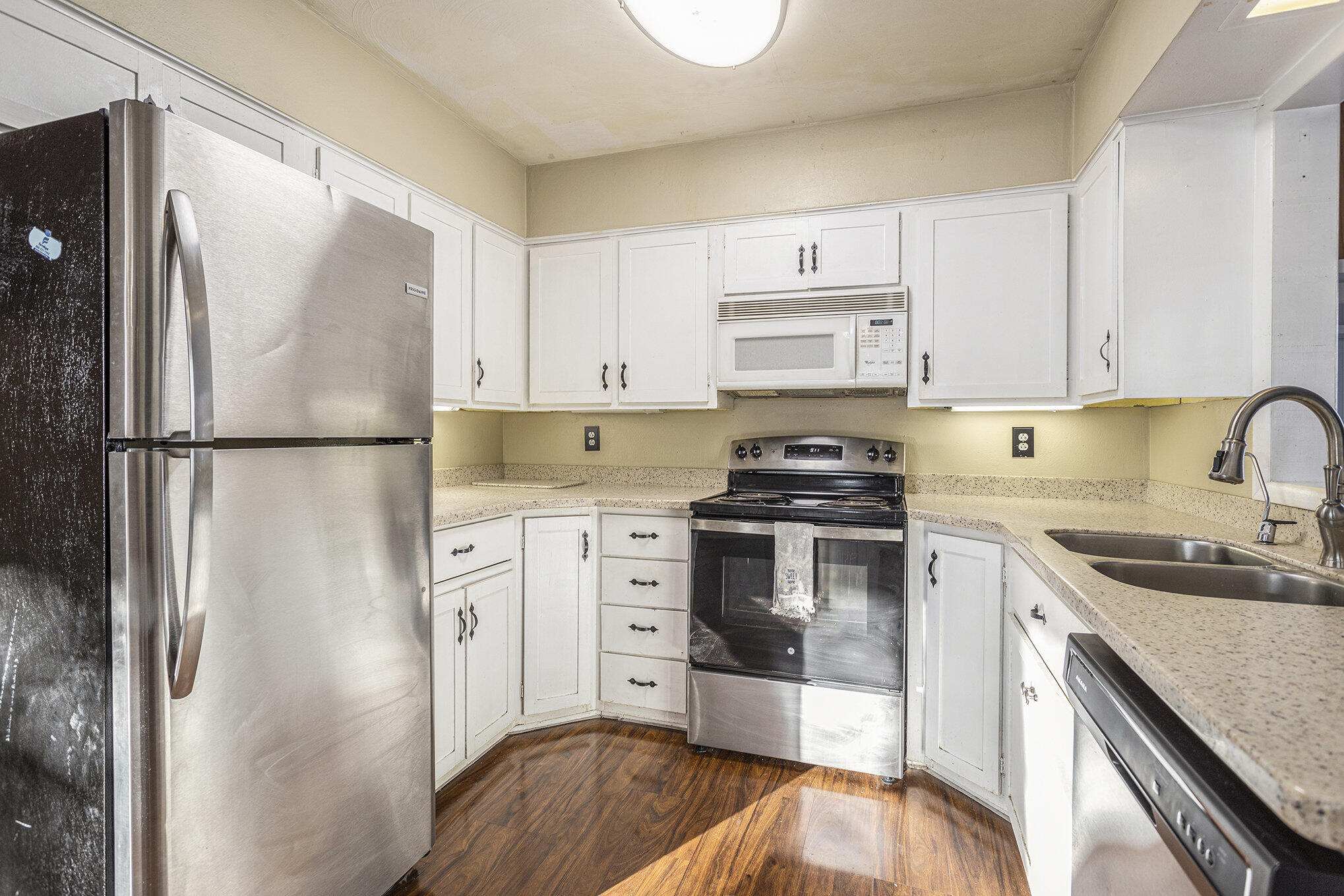 21745 14 Mile Road Bellevue, MI 49021 - Photo 8 of 47 012__90a0493