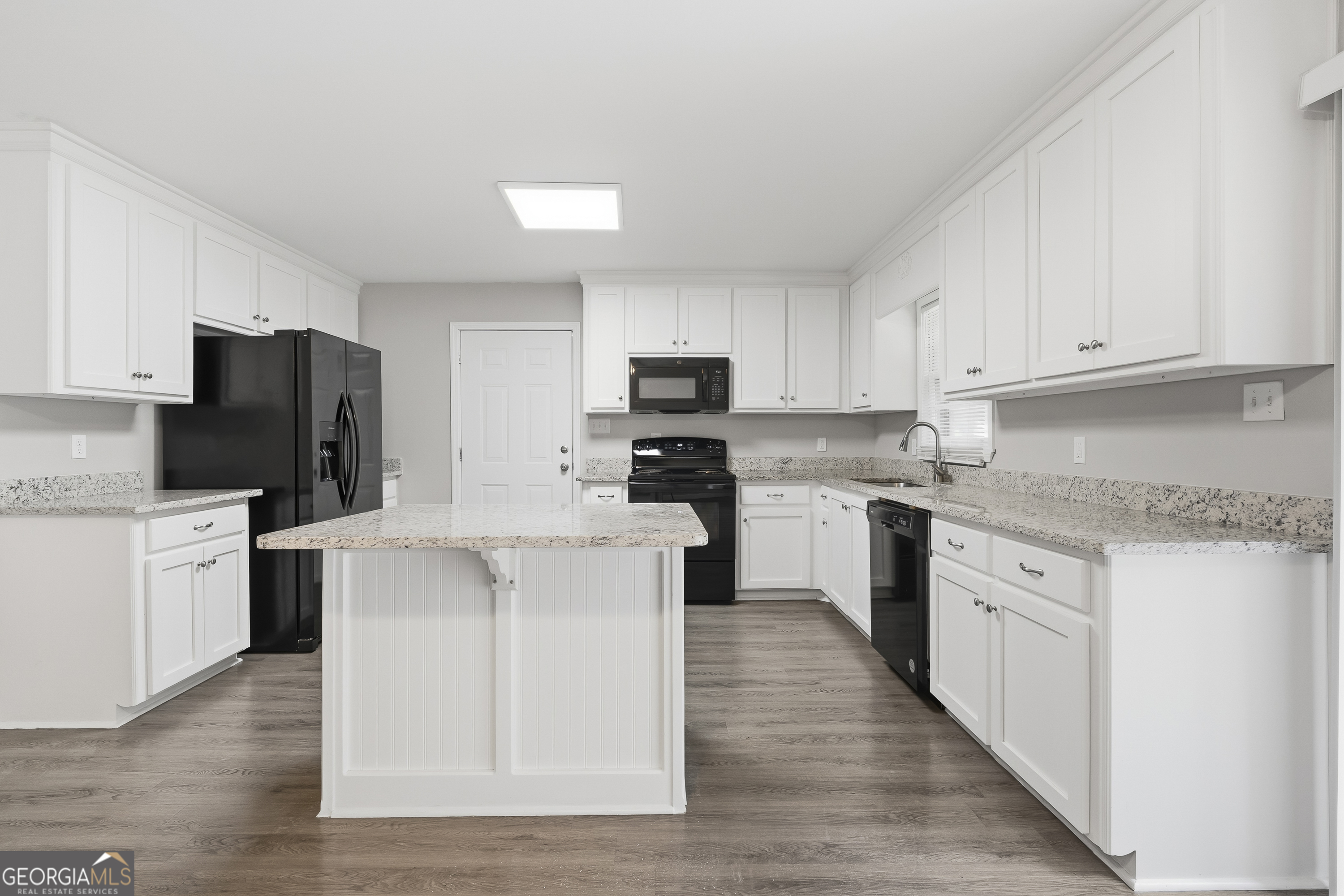 4329 Essex Road Macon, GA 31206 - Photo 14 of 38