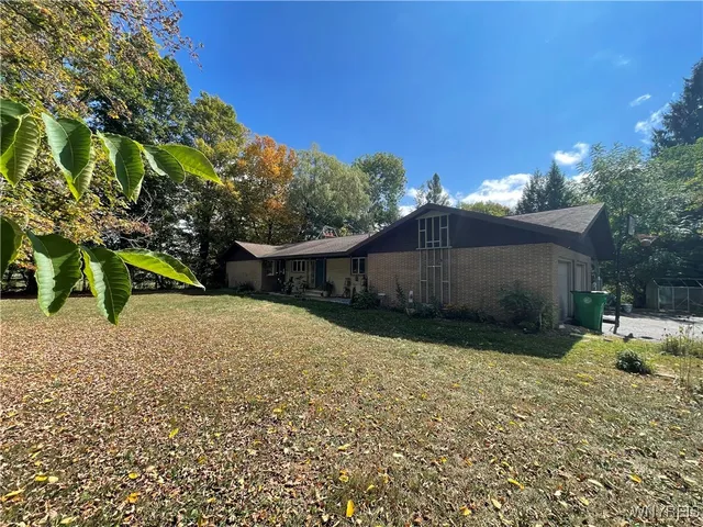 $274,000 | 26 South Edgewood Drive, Concord, NY 14141