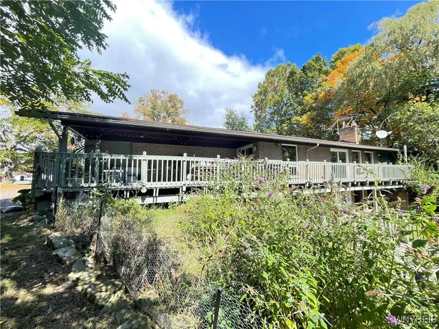 $274,000 | 26 South Edgewood Drive, Concord, NY 14141