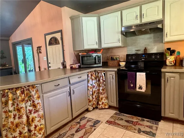 $274,000 | 26 South Edgewood Drive, Concord, NY 14141