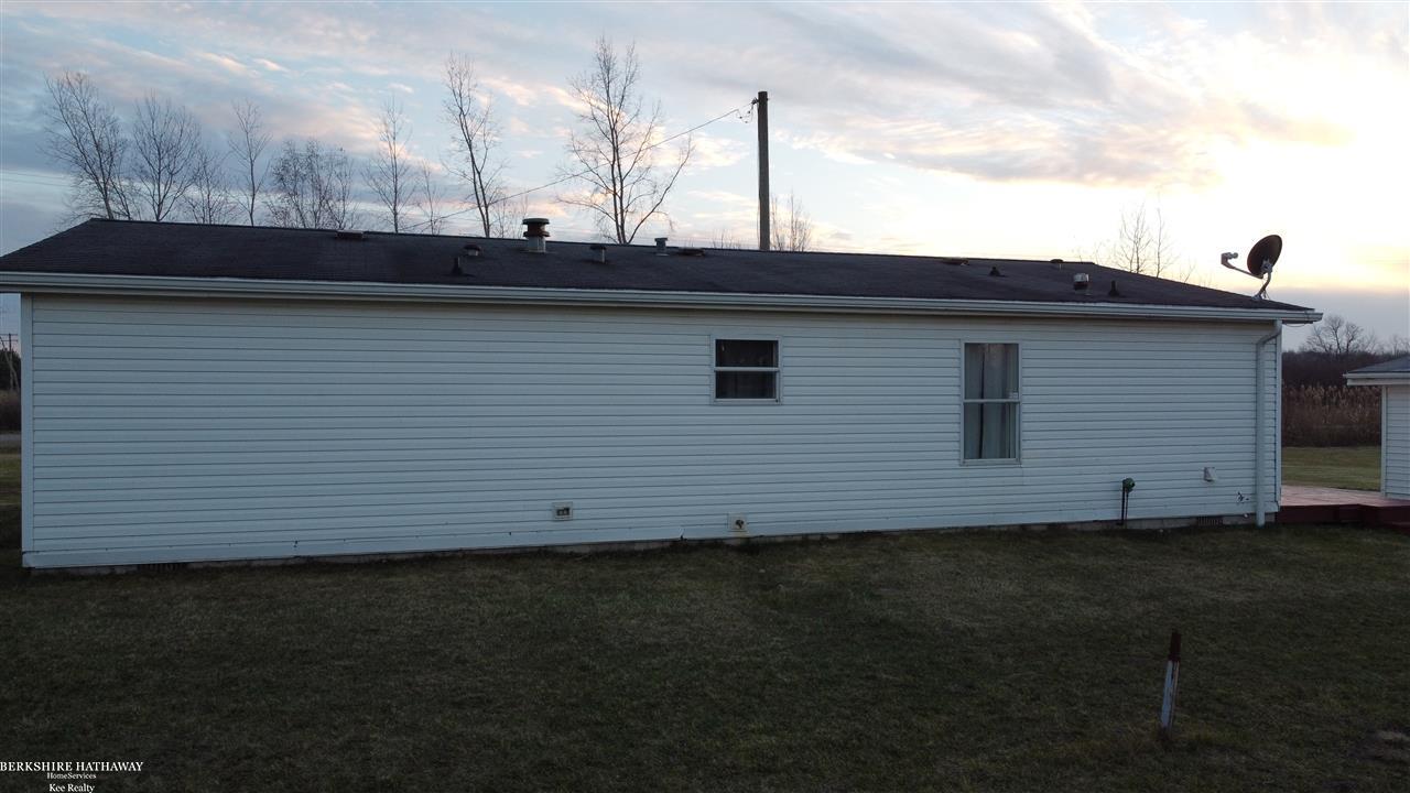 4591 Mortimer Line Road Croswell, MI 48422 - Photo 6 of 39