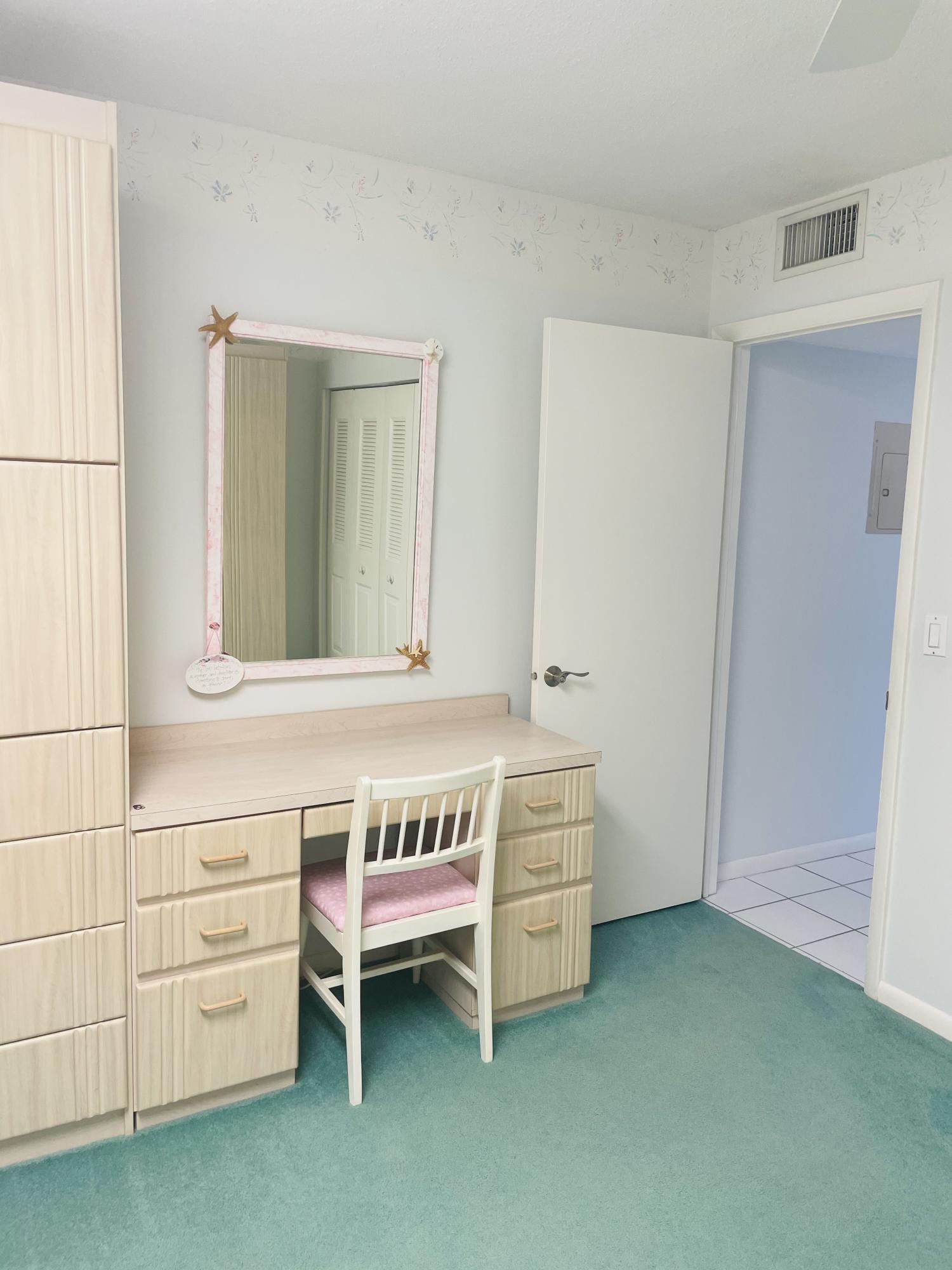 1100 East Indiantown Road, Unit 313 Jupiter, FL 33477 - Photo 13 of 21 guest room