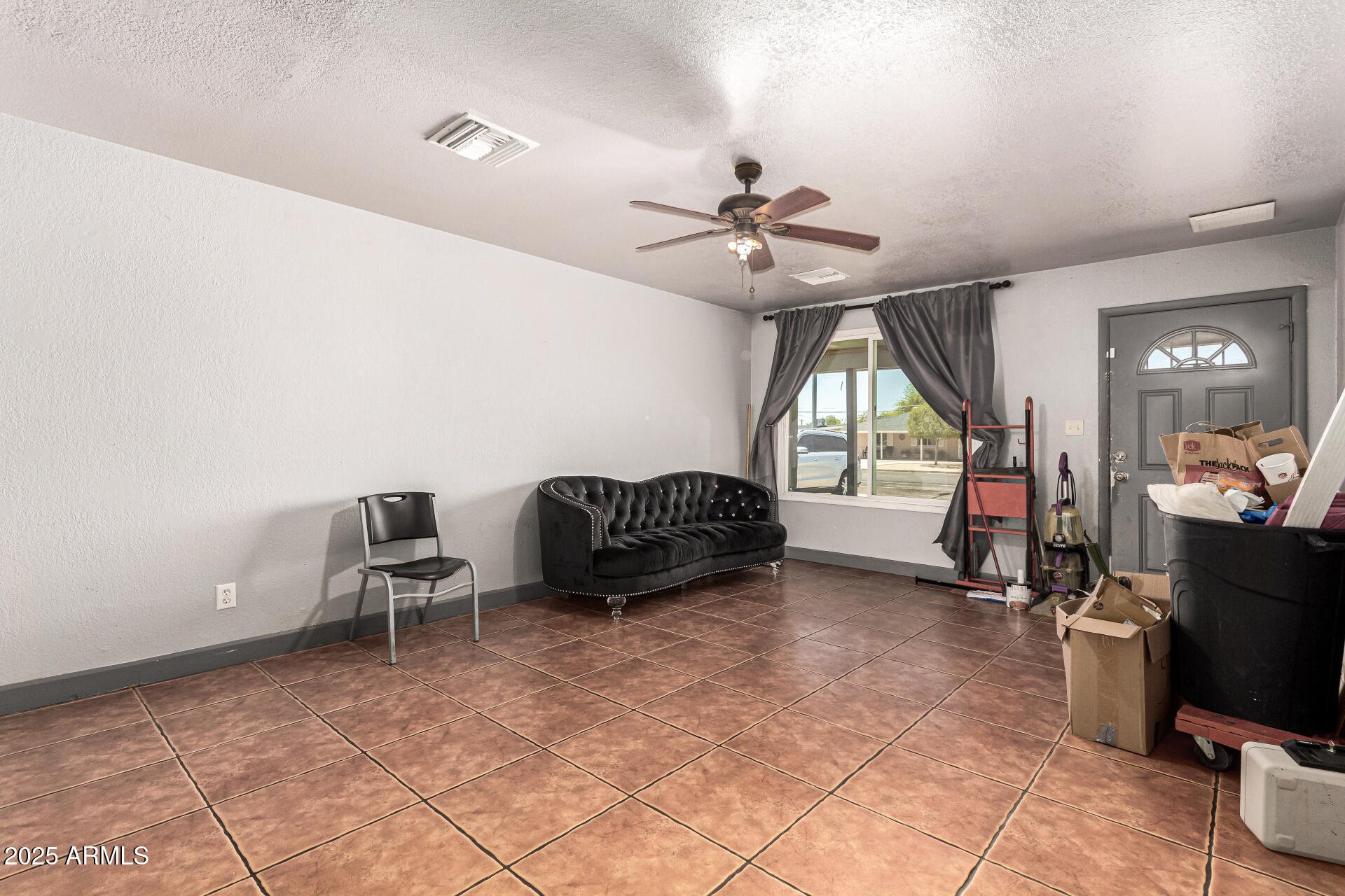 6335 West Osborn Road Phoenix, AZ 85033 - Photo 2 of 29 07-Osborn