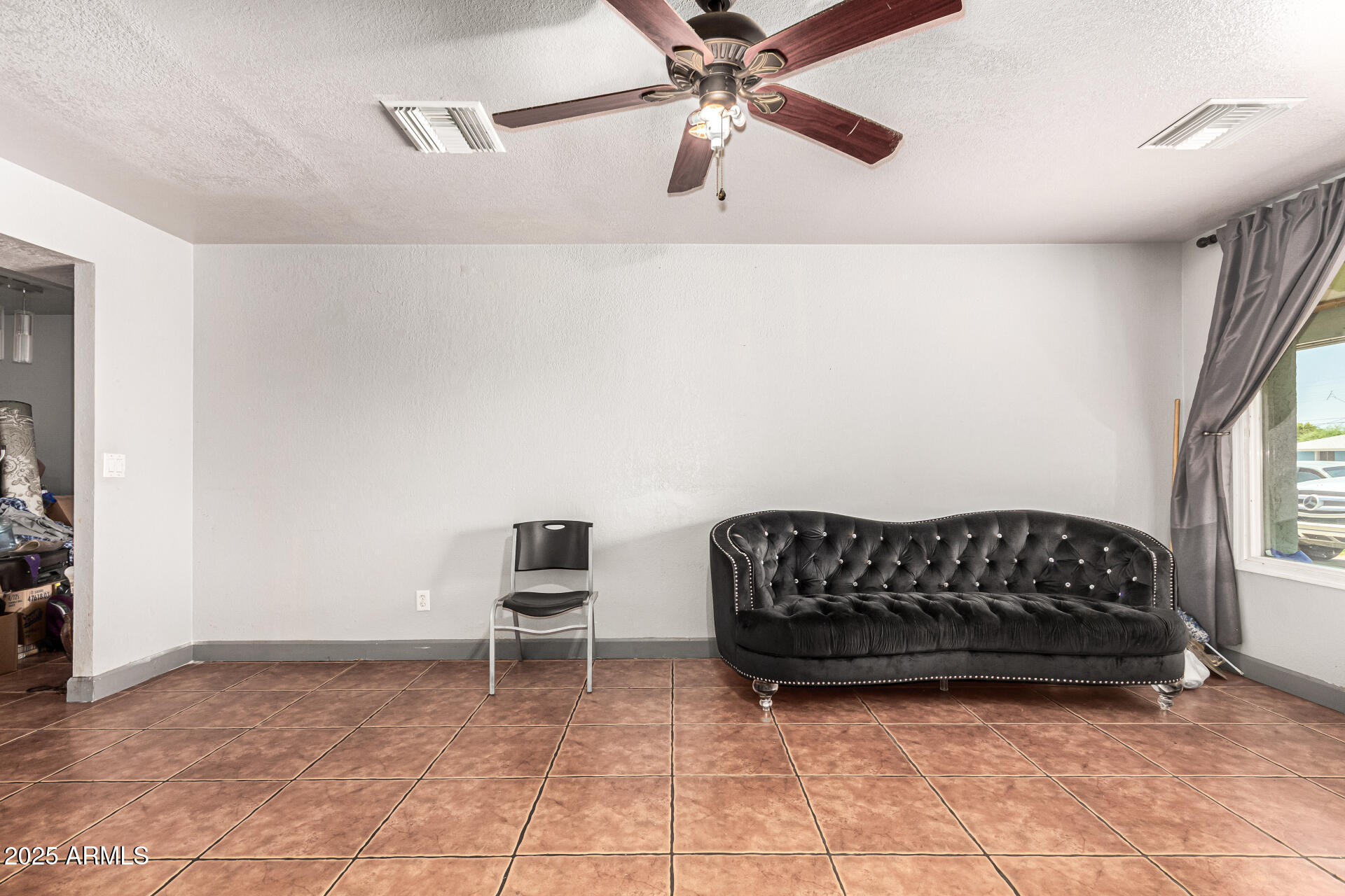 6335 West Osborn Road Phoenix, AZ 85033 - Photo 4 of 29 08-Osborn