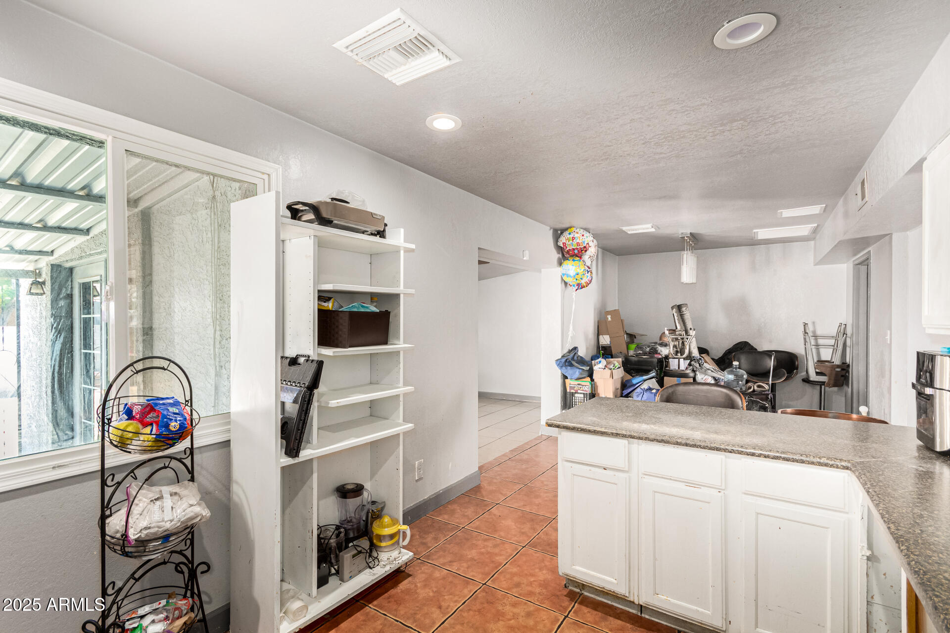 6335 West Osborn Road Phoenix, AZ 85033 - Photo 7 of 29 14-Osborn