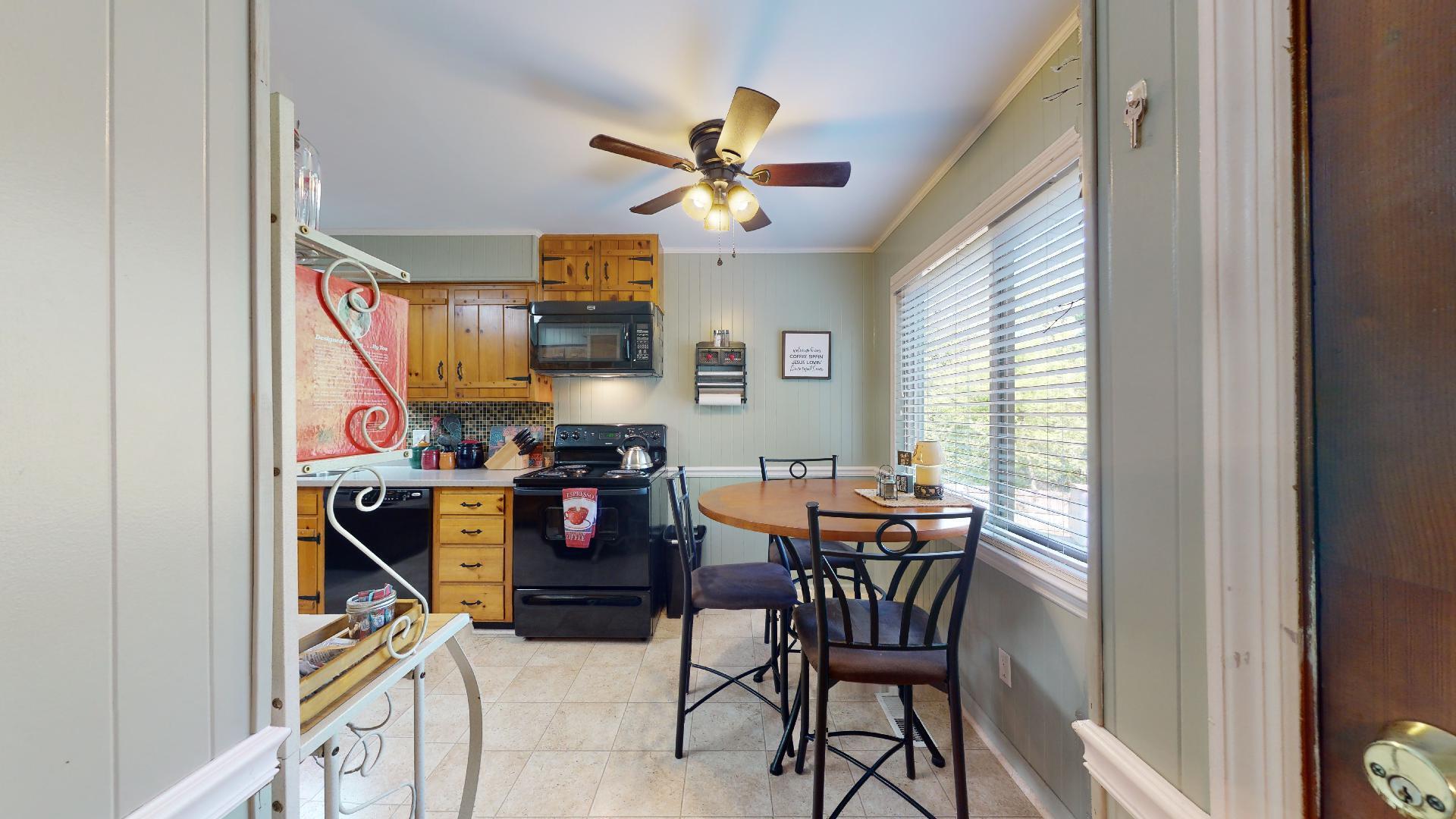 151 Rolling Ridge Drive Chattanooga, TN 37421 - Photo 27 of 61 151-Rolling-Ridge-Dr-04122023_152324