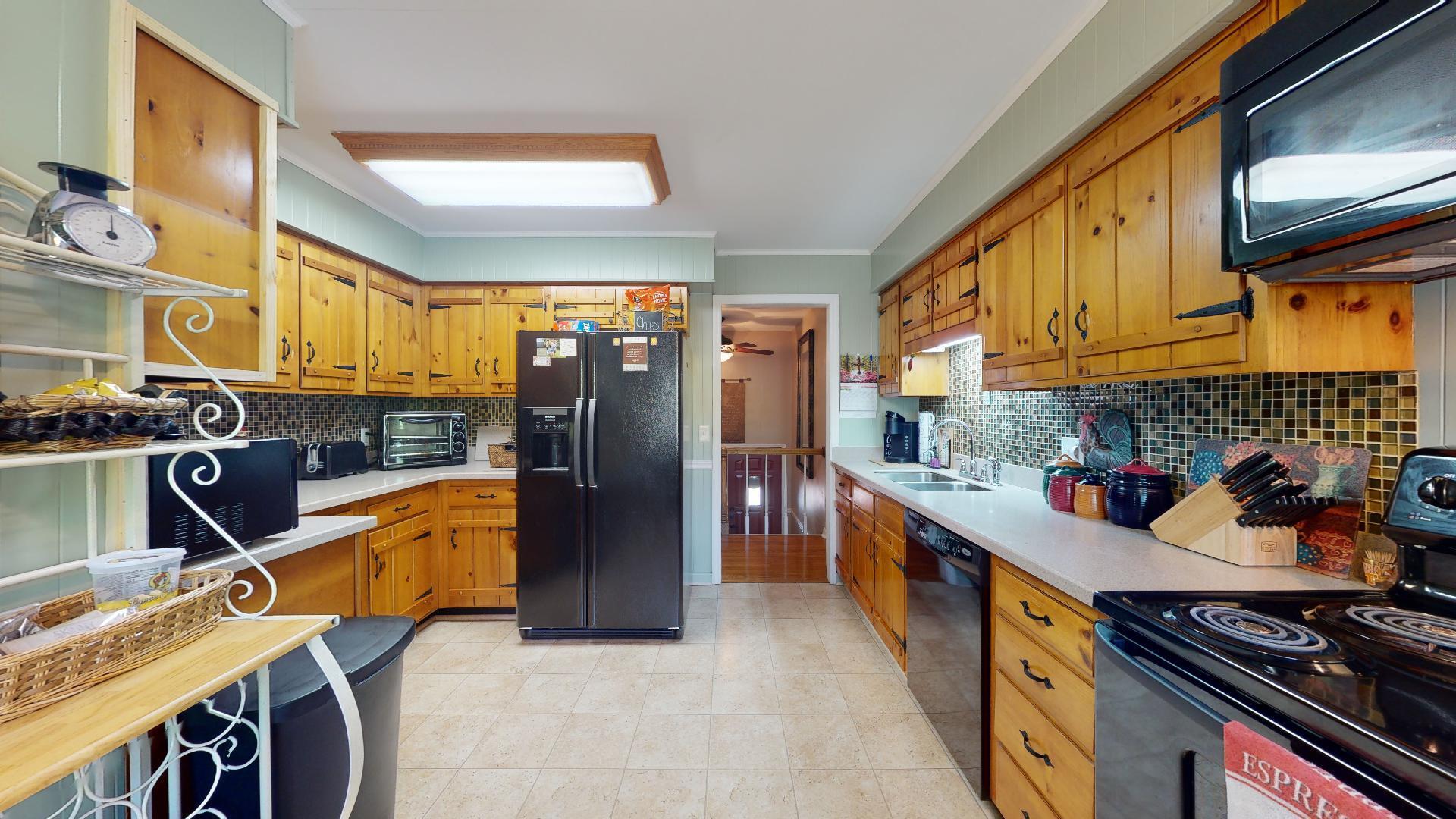 151 Rolling Ridge Drive Chattanooga, TN 37421 - Photo 30 of 61 151-Rolling-Ridge-Dr-04122023_152631