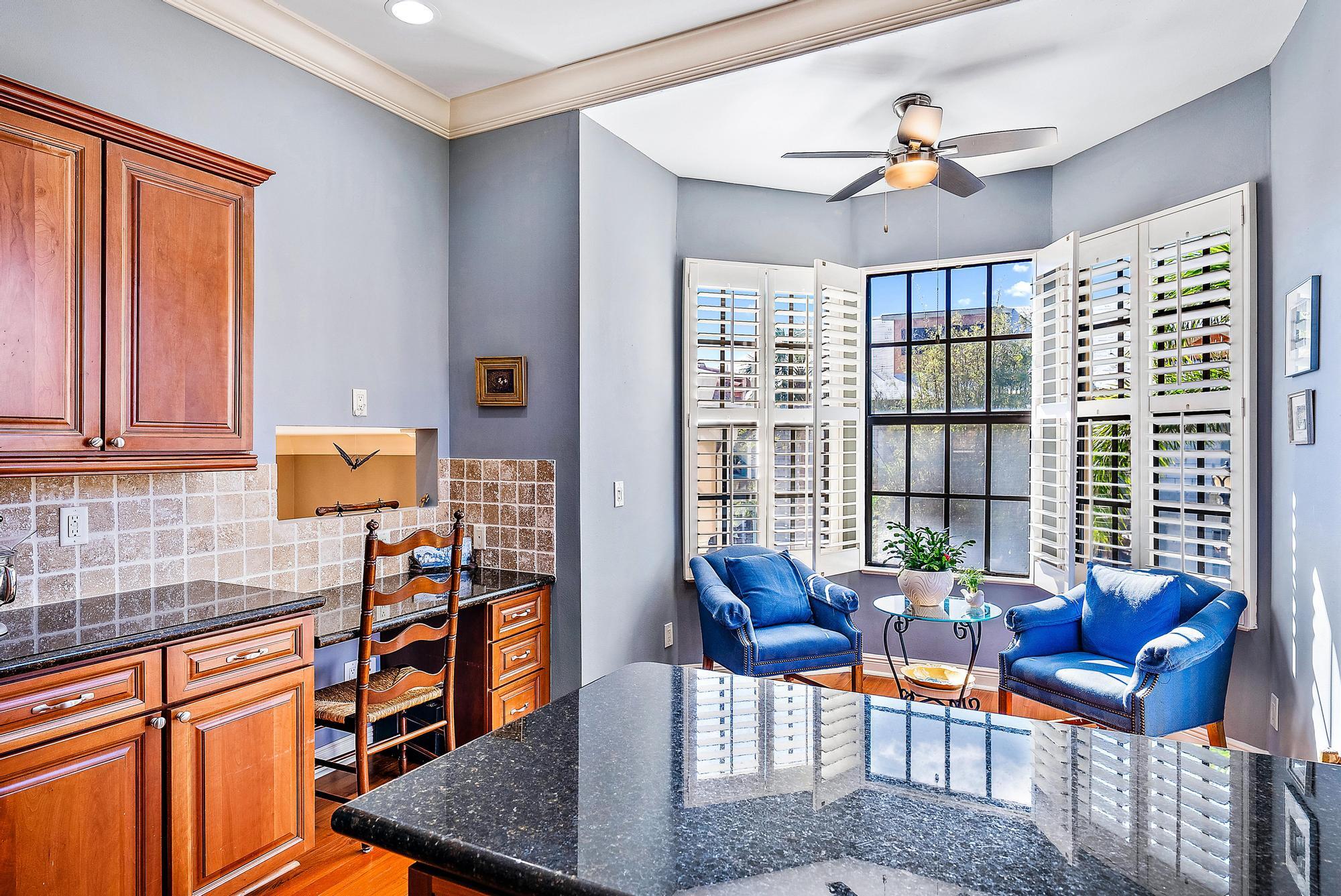 501 Del Sol Circle Tequesta, FL 33469 - Photo 17 of 32 Breakfast Area