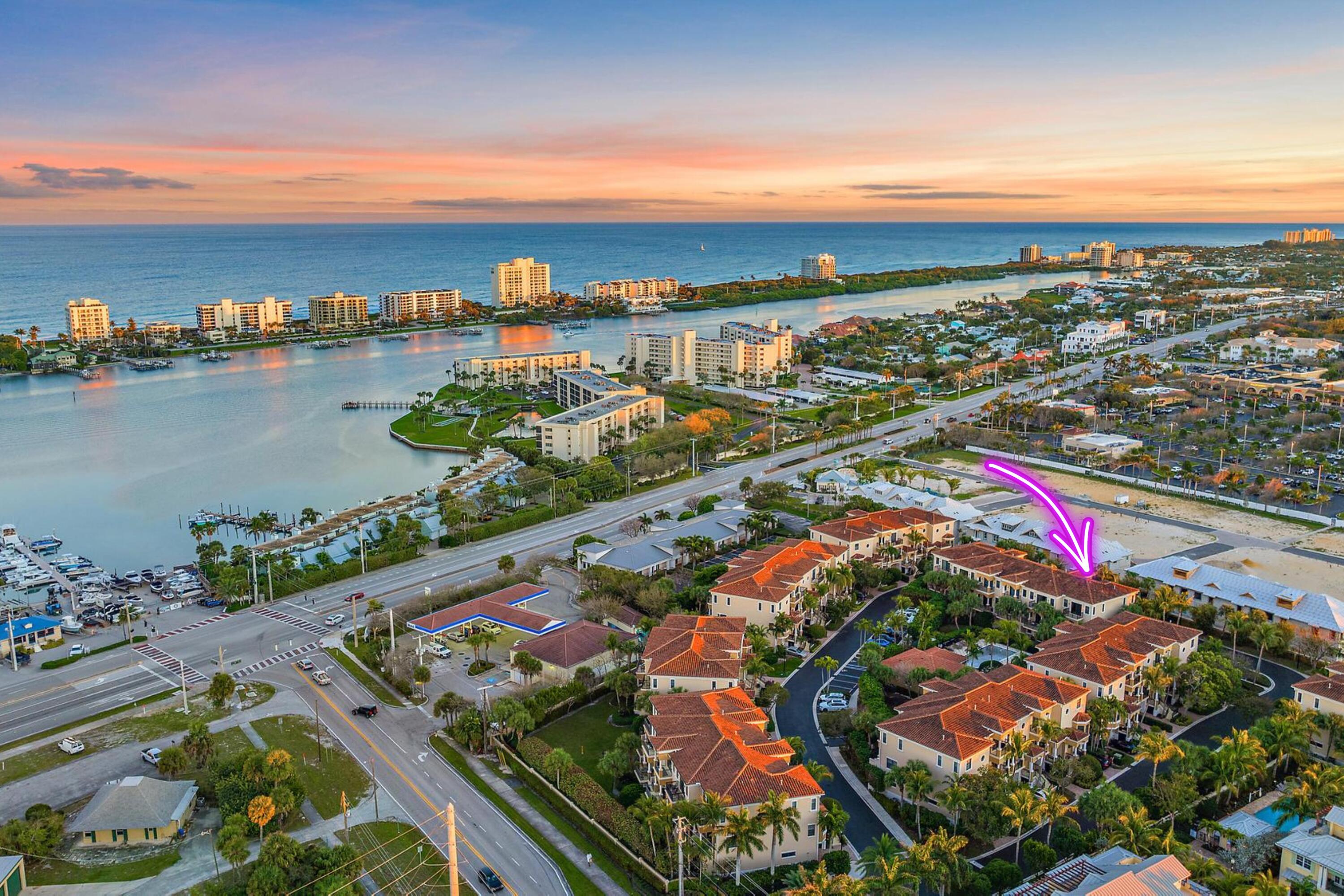 501 Del Sol Circle Tequesta, FL 33469 - Photo 4 of 32 Aerial