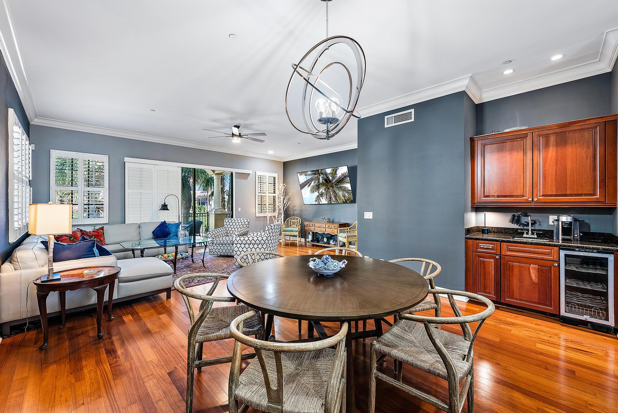 501 Del Sol Circle Tequesta, FL 33469 - Photo 9 of 32 2nd Floor Living/Dining