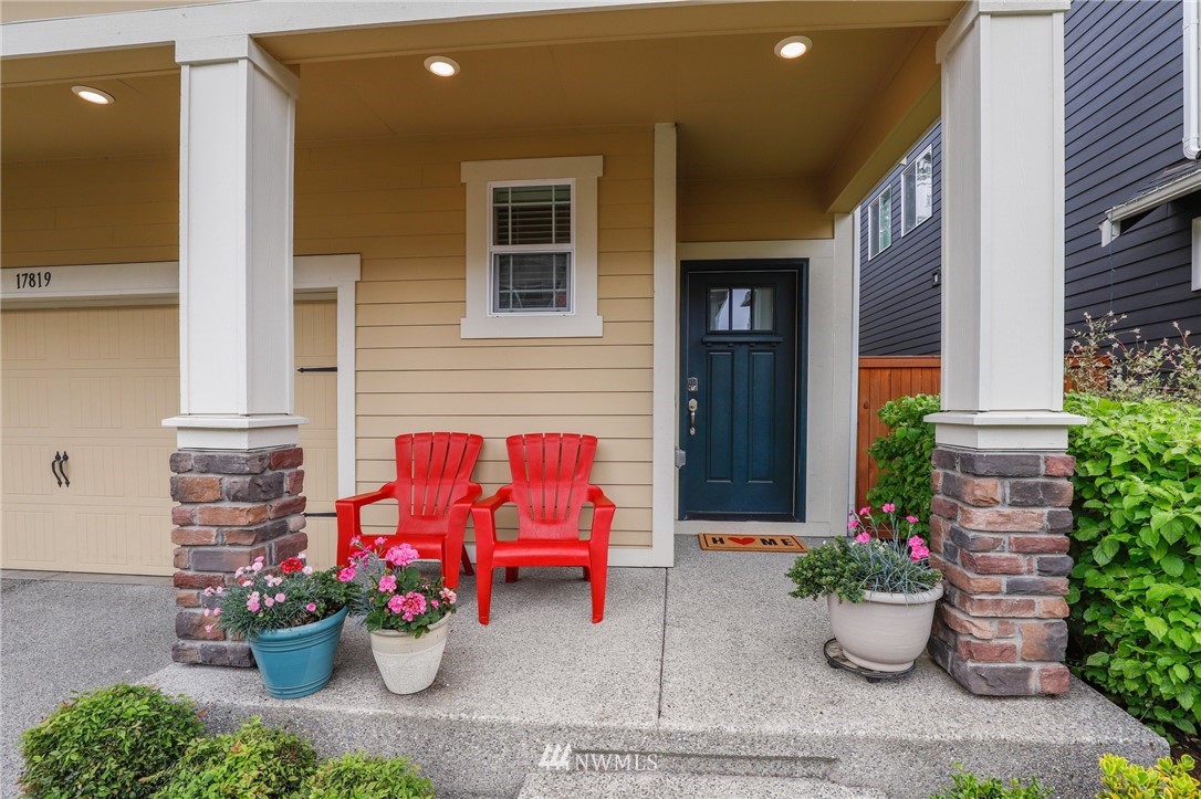 17819 33rd Avenue Southeast Bothell, WA 98012 - Photo 4 of 37 Gallery Image 4