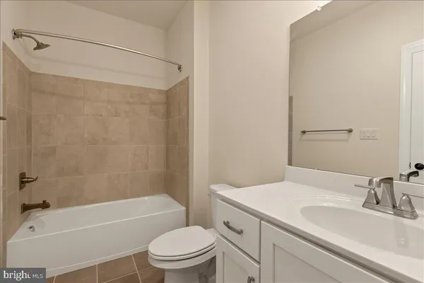 $5,000 | 264 West Ashland Street, Doylestown, PA 18901