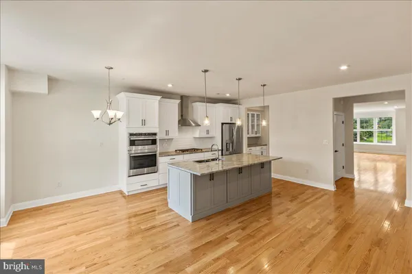 $5,000 | 264 West Ashland Street, Doylestown, PA 18901